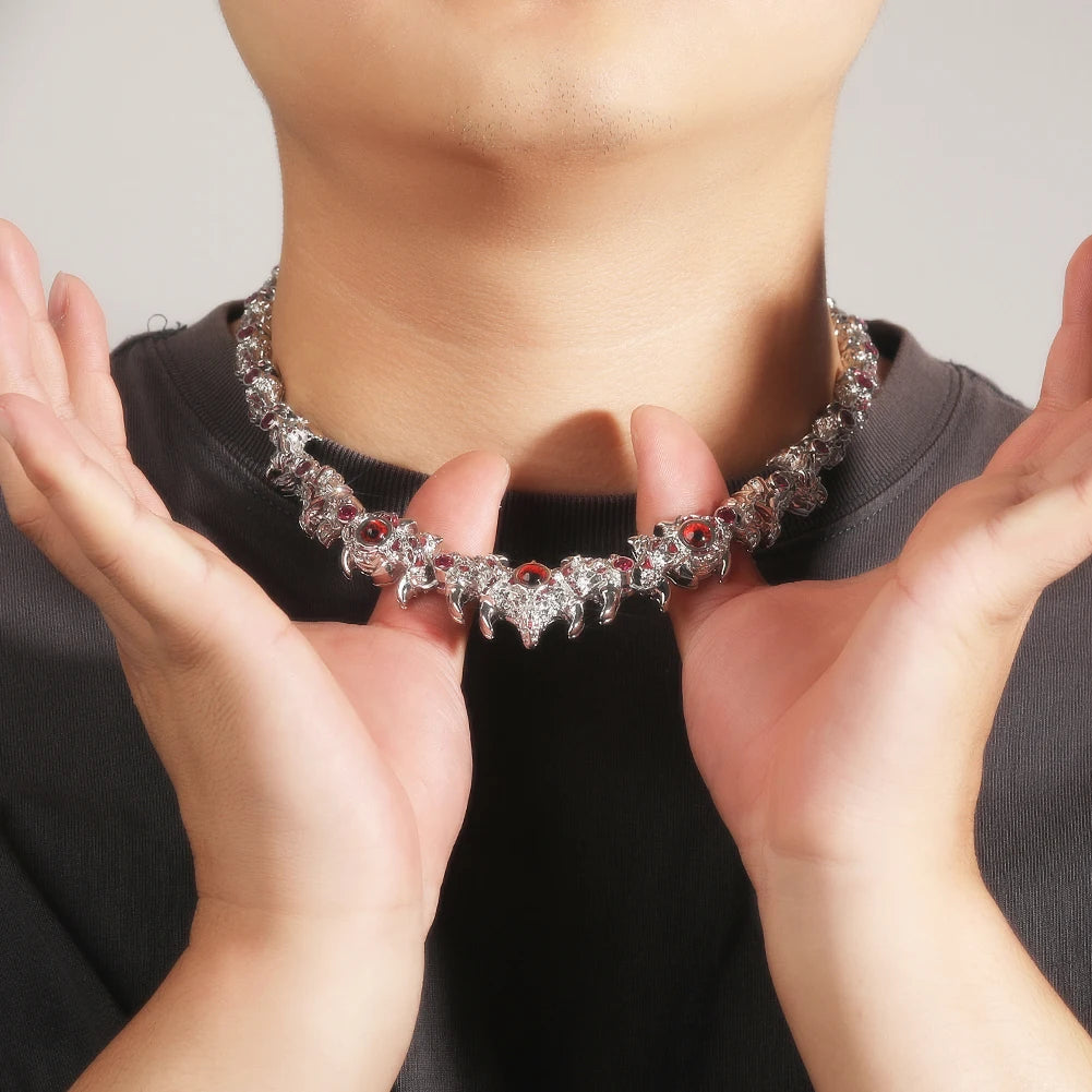 Divine Red-Eyed Thrilled Claw Zirconia Necklace